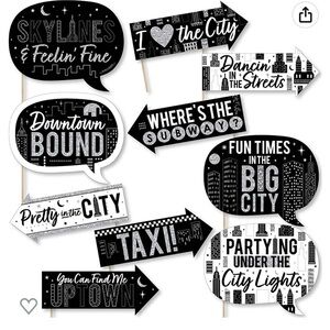 Big Dot of Happiness Funny New York. Photo Booth Props Kit 10pcs . Set 2 pieces
